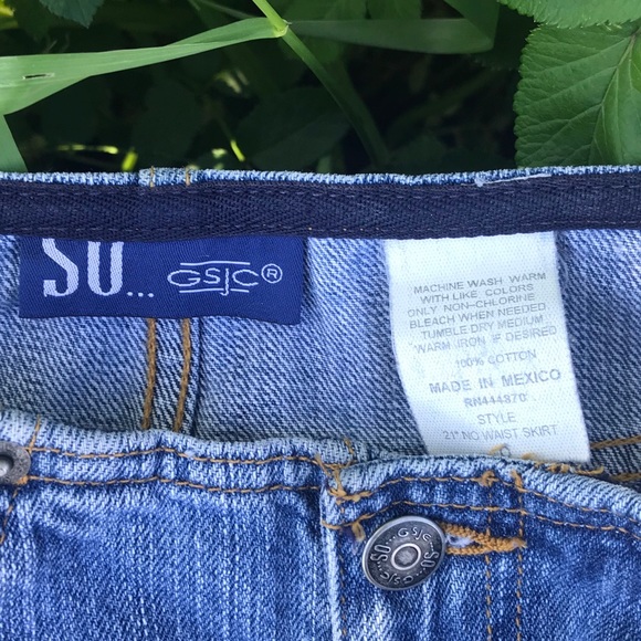 Vintage High Waisted Denim Skirt - Picture 7 of 8